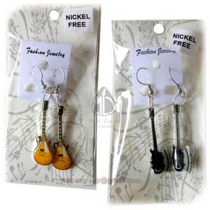 guitar-earrings
